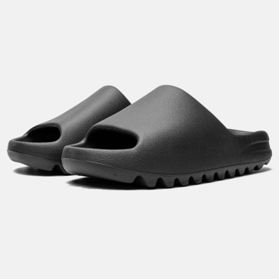 Yeezy Slide Onyx купить в интернет-магазине Kicksmania