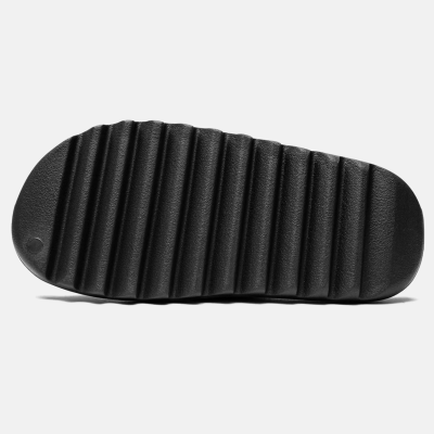 Yeezy Slide Onyx купить в интернет-магазине Kicksmania