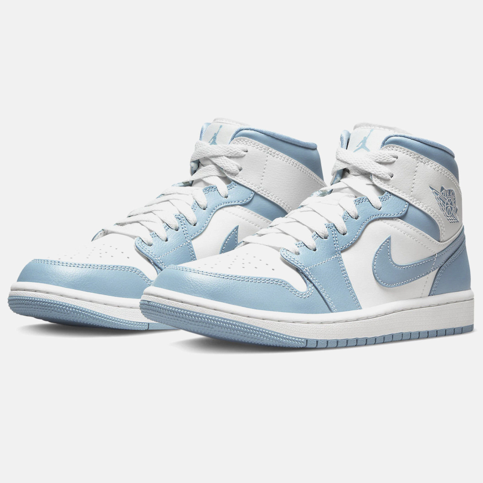Air Jordan 1 Mid UNC 2022 KicksMania