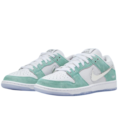 Dunk SB Low April купить в интернет-магазине Kicksmania