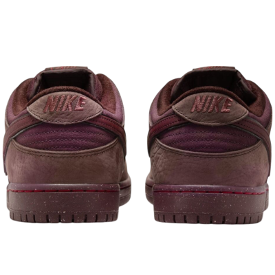 Dunk SB Low City Of Love Burgundy Crush купить в интернет-магазине Kicksmania