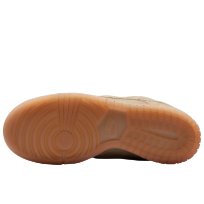 Dunk SB Low Parachute Beige купить в интернет-магазине Kicksmania