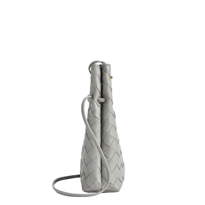 Сумка BOTTEGA VENETA Andiamo Phone Pouch Sterling купить в интернет-магазине Kicksmania