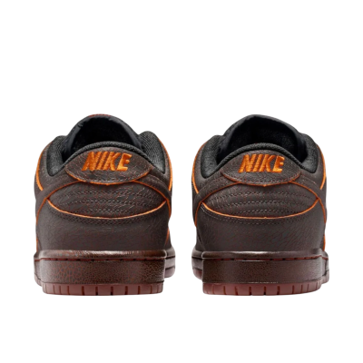 Nike Dunk SB Low Krampus купить в интернет-магазине Kicksmania