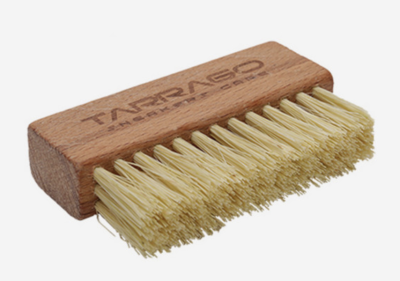 Щетка для чистки кроссовок Tarrago Side Logo купить в интернет-магазине Kicksmania