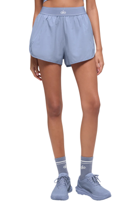 Шорты Alo Match Point Winter Frost купить в интернет-магазине Kicksmania