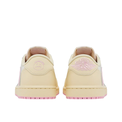 Travis Scott x Air Jordan 1 Retro Low OG Muslin Pink купить в интернет-магазине Kicksmania
