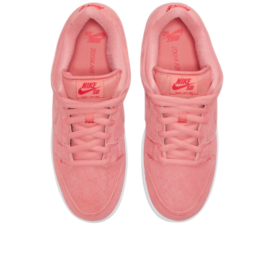 Nike SB Dunk Low Pink Pig купить в интернет-магазине Kicksmania