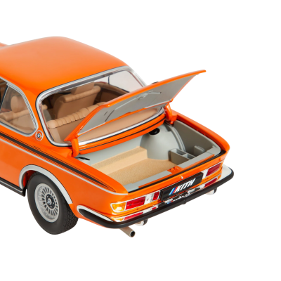 Kith x BMW CSi 3.0 Diecast Inka Orange купить в интернет-магазине Kicksmania — фото 8