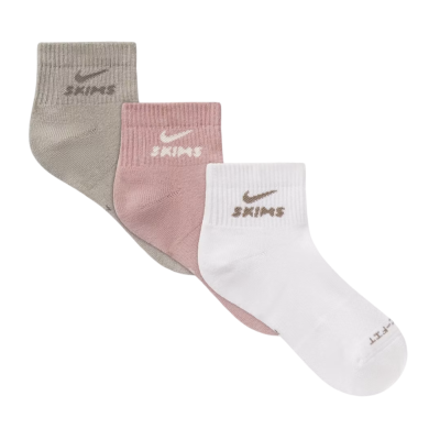 Носки Nike x Skims Dri-Fit Quarter Crew 3-pack купить в интернет-магазине Kicksmania
