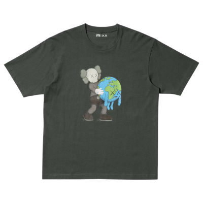 Футболка Kaws x Uniqlo Universe UT Graphic Earth купить в интернет-магазине Kicksmania