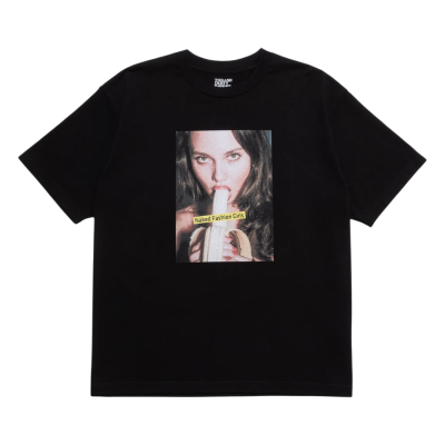 Футболка MINEDENIM x STIE-lo Mike Dowson Holding a Banana Girl Photo Black купить в интернет-магазине Kicksmania