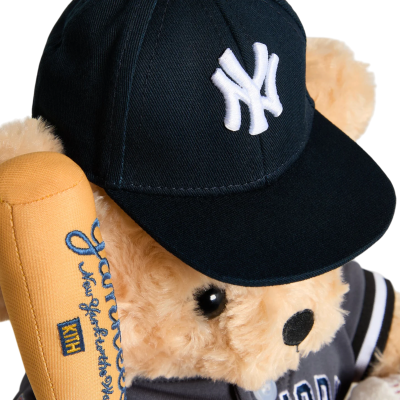 Мишка Kith x Yankees Teddy Skyscraper купить в интернет-магазине Kicksmania — фото 5