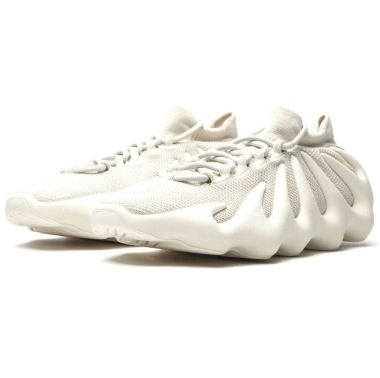 Adidas Yeezy Boost 450 Cloud White - купить оригинальные лимитированные кроссовки | Kicksmania.ru | Магазин Киксмания