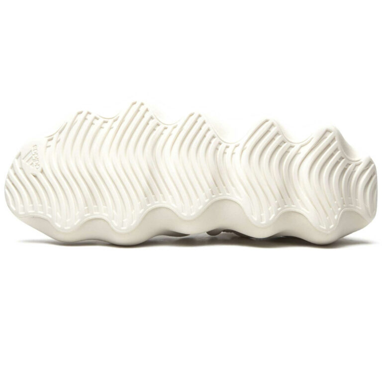 Adidas Yeezy Boost 450 Cloud White - купить оригинальные лимитированные кроссовки | Kicksmania.ru | Магазин Киксмания
