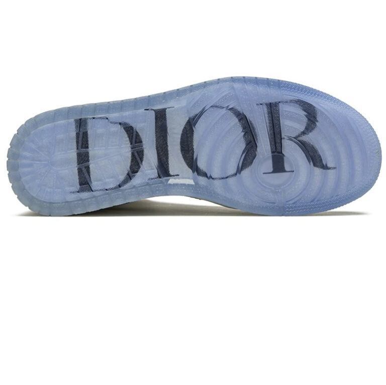 Dior x Jordan 1 Low - купить оригинальные лимитированные кроссовки | Kicksmania.ru | Магазин Киксмания