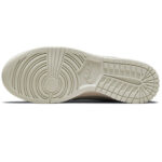 Nike Dunk Low Sail Light Bone (W) - купить оригинальные лимитированные кроссовки | Kicksmania.ru | Магазин Киксмания