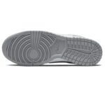 Nike Dunk Low Two Toned Grey - купить оригинальные кроссовки Nike Dunk низкие | Kicksmania.ru | Магазин Киксмания