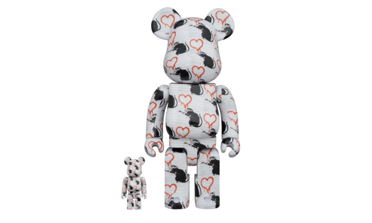 BearBrick Banksy Love is in the Bin 400% + 100% - купить оригинальные фигурки беарбрик игрушки bearbrick | Kicksmania.ru | Магазин Киксмания